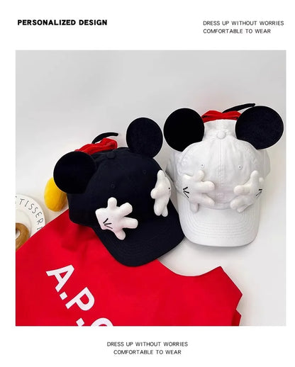 Adorable baseball cap with a cartoon design, a Mickey Mouse parody. Creative and fun hat with large ears and a duck tongue—modern and versatile.