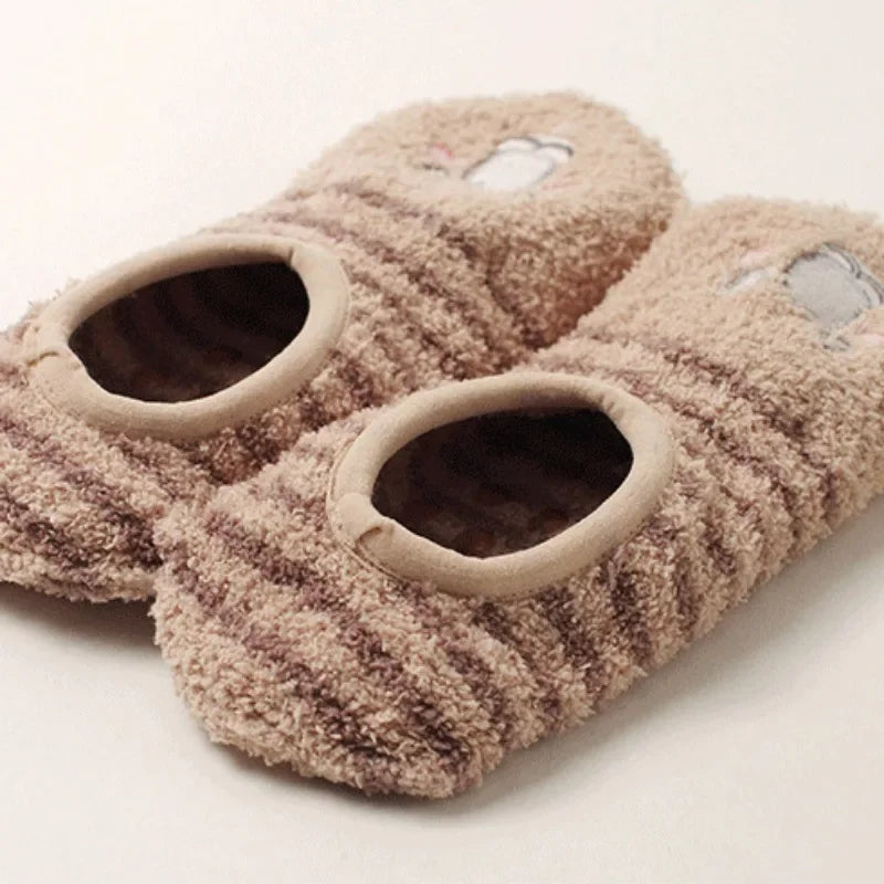 Autumn/Winter Non-Slip Warm Floor Socks, Indoor Yoga Socks, Low-Calf Slippers for Women, Cute Hedgehog Socks for Home, Christmas Gifts