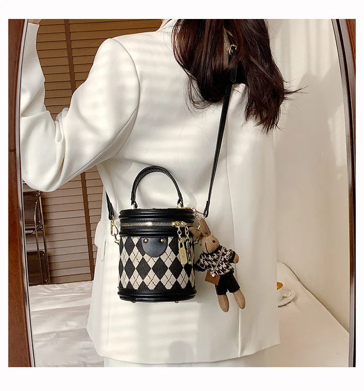 Luxury Women's Zipper Handbag, Small Leather Tote, Bucket Style Shoulder Bag