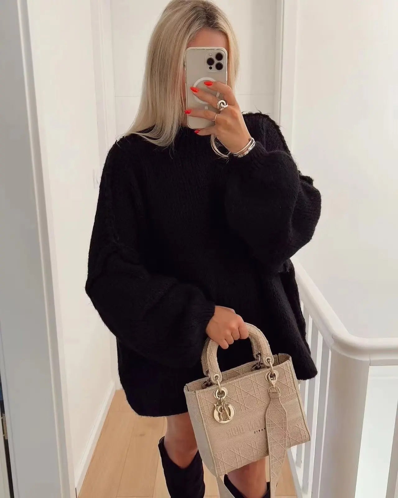 New Autumn/Winter Women's Sweater Solid Color Turtleneck Casual Commuter Style Loose Knitted Sweater Simple and Versatile Sweater