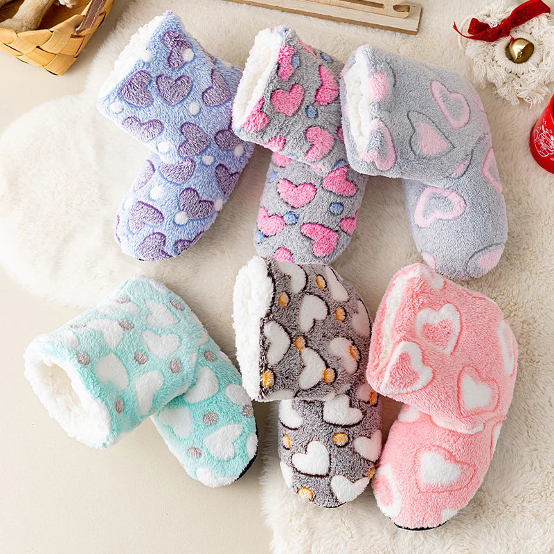 A Pair of Women's Winter Home Slippers, Warm, Padded, Thick, Colorful, Love, Mid-calf, Non-slip, Women's Walking Shoes